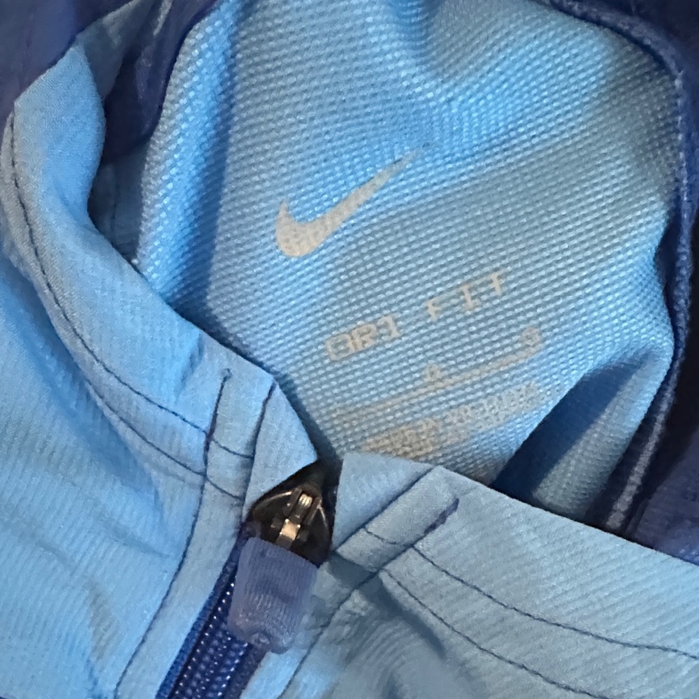 Nike Women's Vibrant Blue Utility Jacket - Picture 6 of 6
